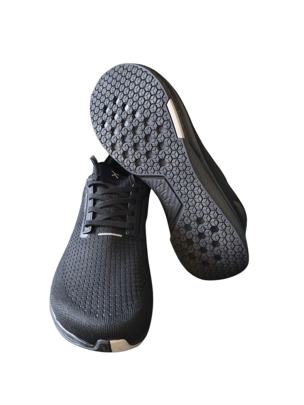 Flux Adapt Runner Waterproof Stealth Black Athletic Barefoot Shoes M 9.5 W 11